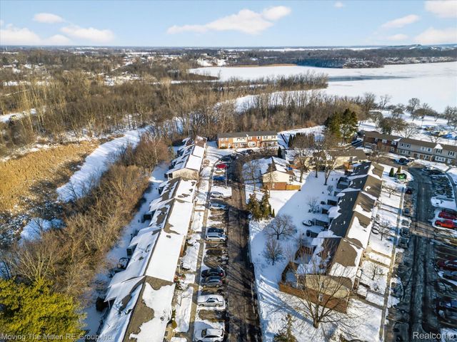 13153 Lake Point Boulevard, Van Buren Charter Township, MI 48111