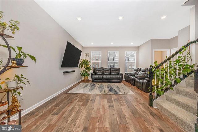 5044 MACDONOUGH PL, Frederick, MD 21703