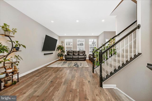 5044 MACDONOUGH PL, Frederick, MD 21703