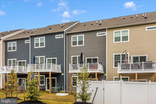 5044 MACDONOUGH PL, Frederick, MD 21703