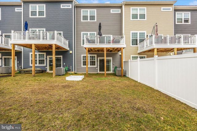 5044 MACDONOUGH PL, Frederick, MD 21703