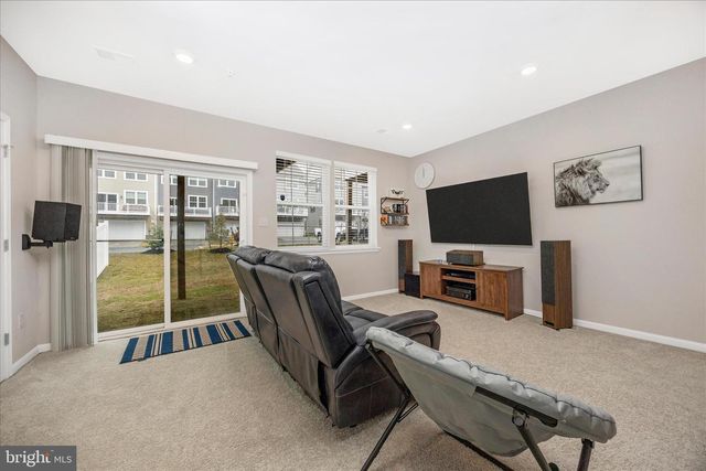 5044 MACDONOUGH PL, Frederick, MD 21703