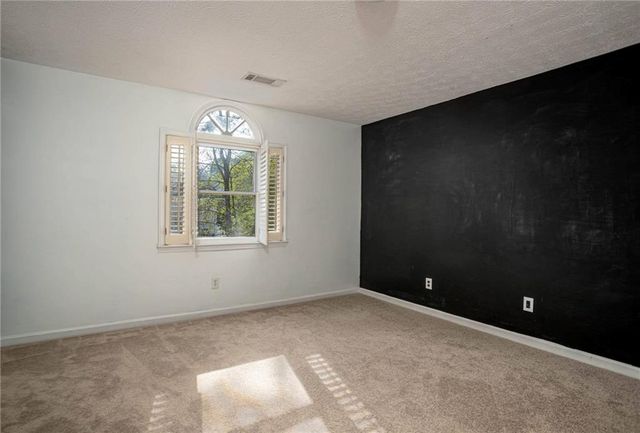 1251 Bridgewater Walk, Snellville, GA 30078