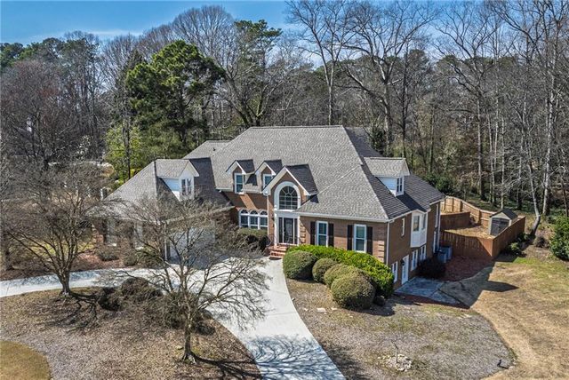 1251 Bridgewater Walk, Snellville, GA 30078