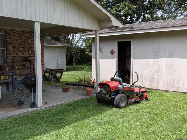 15202 Melrose Dr, Prairieville, LA 70769