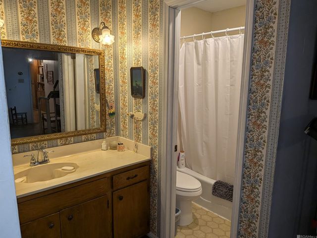 15202 Melrose Dr, Prairieville, LA 70769