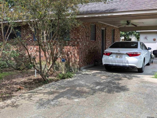 15202 Melrose Dr, Prairieville, LA 70769
