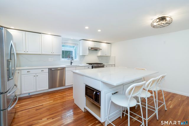 150 Chestnut Street, Branford, CT 06405