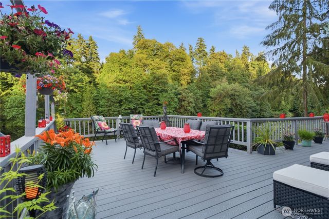 26420 Lake Fenwick Road S, Kent, WA 98032
