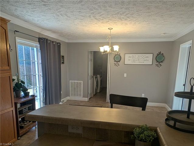 47 Peacock Lane, Sparta, NC 28675