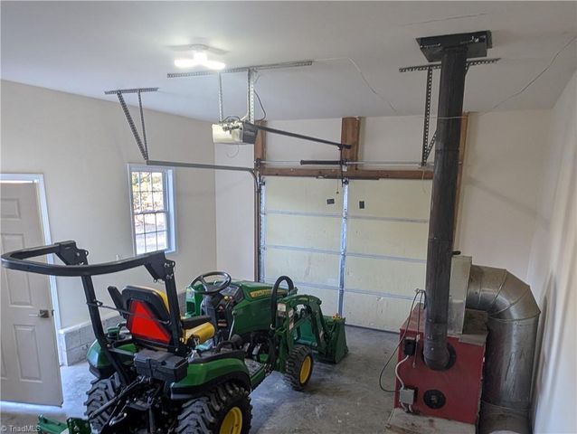 47 Peacock Lane, Sparta, NC 28675