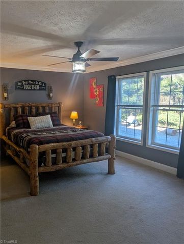 47 Peacock Lane, Sparta, NC 28675