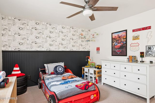2002 E CAROLINE Lane, Tempe, AZ 85284