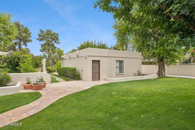 2002 E CAROLINE Lane, Tempe, AZ 85284