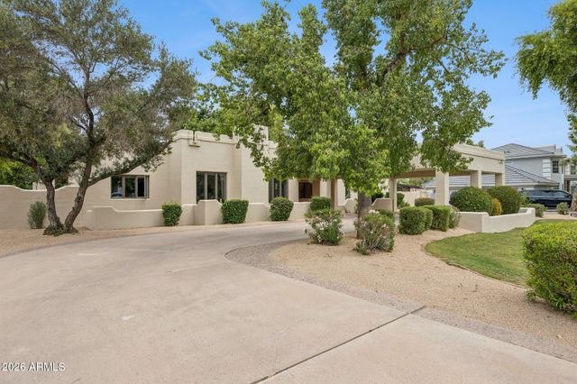 2002 E CAROLINE Lane, Tempe, AZ 85284