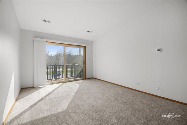 1565 Raymond Drive 201, Naperville, IL 60563