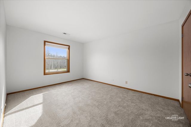 1565 Raymond Drive 201, Naperville, IL 60563