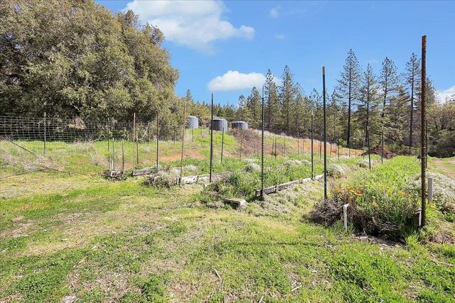 23003 Pleasant Valley Rd, North San Juan, CA 95960