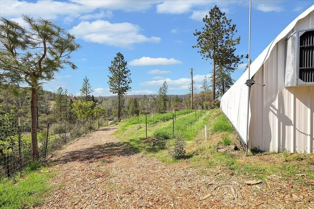 23003 Pleasant Valley Rd, North San Juan, CA 95960