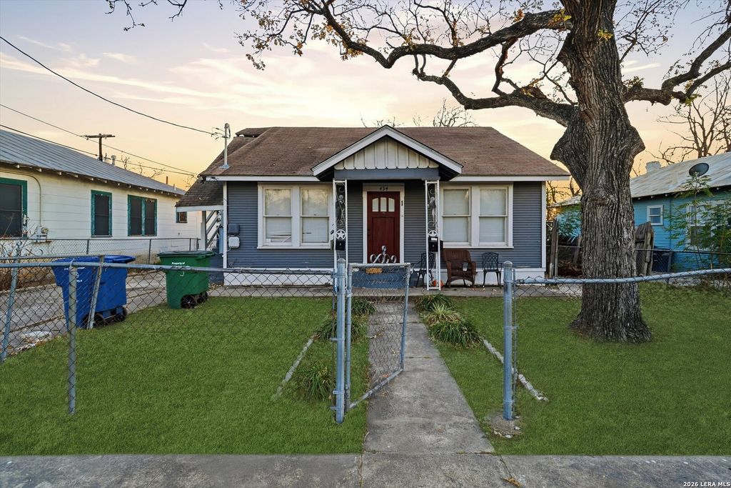 434 Buckingham Ave, San Antonio, TX 78210