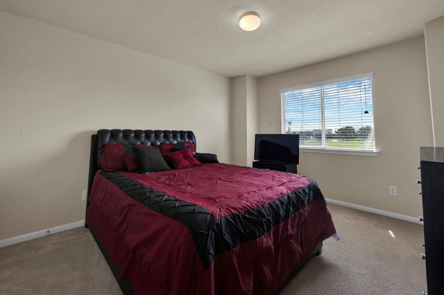 11620 Champions Green Drve Drive, Houston, TX 77066