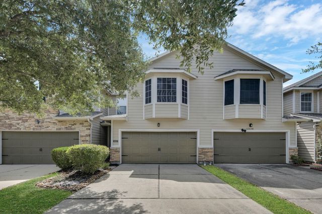 11620 Champions Green Drve Drive, Houston, TX 77066