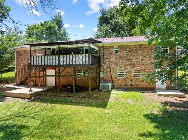 703 N Liberty Street, Harrison, AR 72601