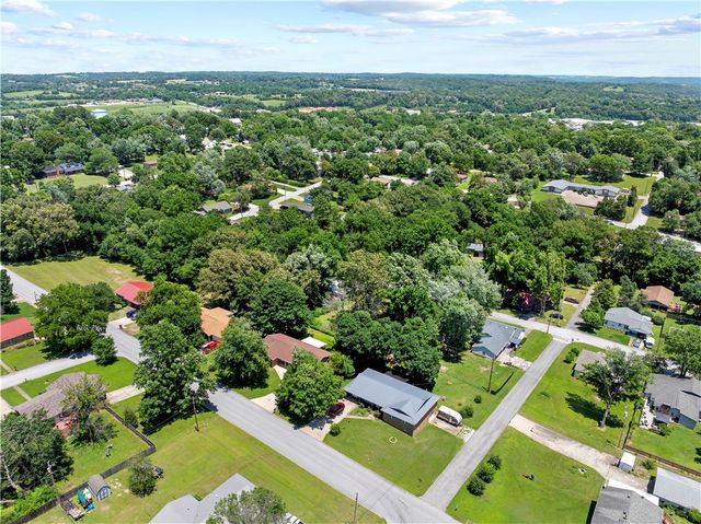 703 N Liberty Street, Harrison, AR 72601