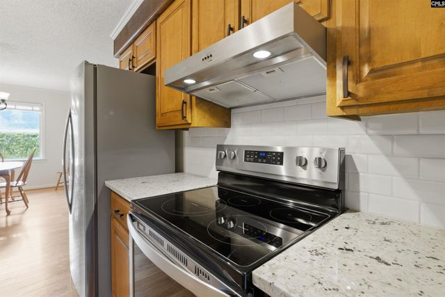504 shadowbrook, Columbia, SC 29210