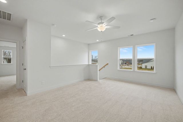 7404 Legends Way, Murfreesboro, TN 37129