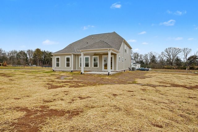 7404 Legends Way, Murfreesboro, TN 37129