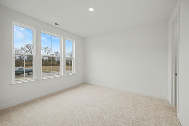 7404 Legends Way, Murfreesboro, TN 37129