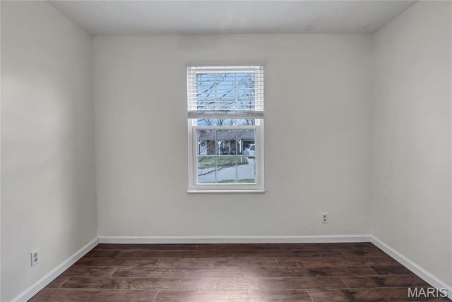 13 Greenfield Drive, St Peters, MO 63376