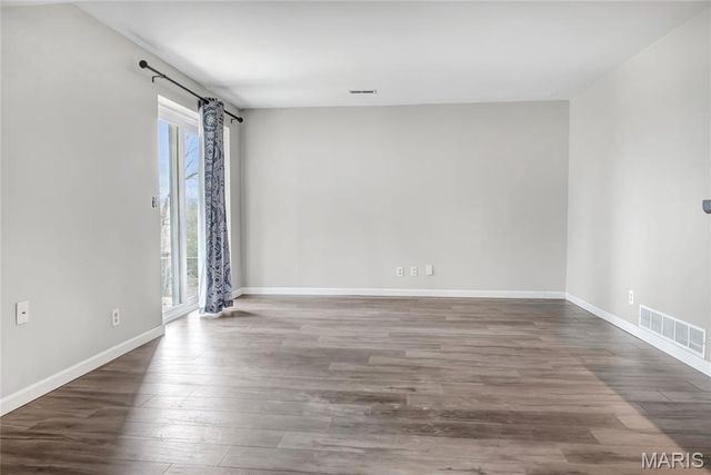 13 Greenfield Drive, St Peters, MO 63376