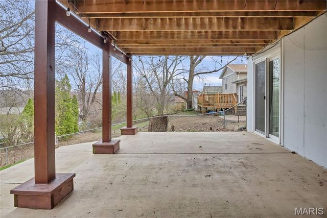 13 Greenfield Drive, St Peters, MO 63376