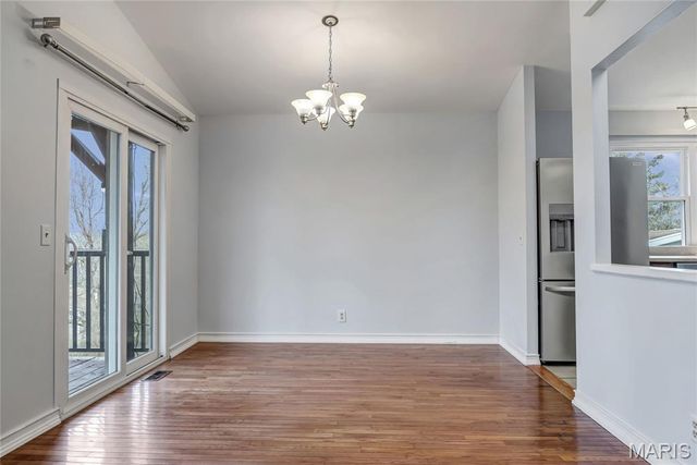 13 Greenfield Drive, St Peters, MO 63376