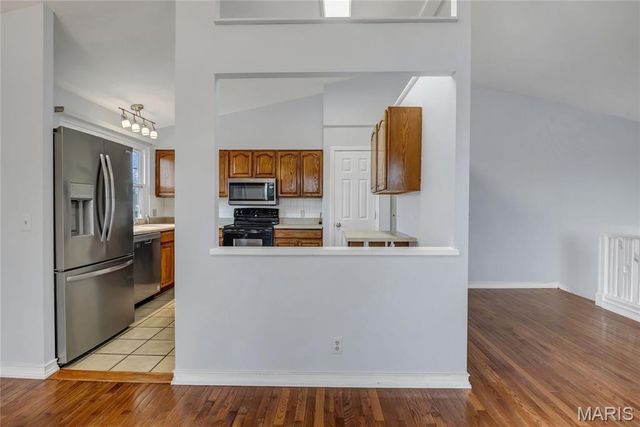 13 Greenfield Drive, St Peters, MO 63376