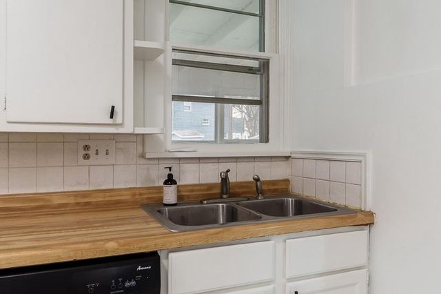 1015 Prairie Avenue, Beloit, WI 53511