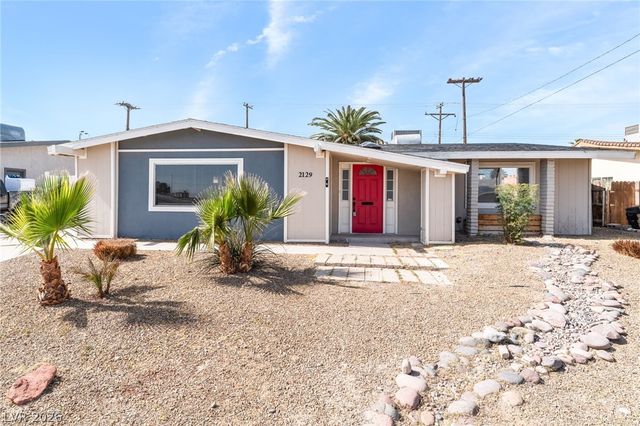 2129 North Michael Way, Las Vegas, NV 89108