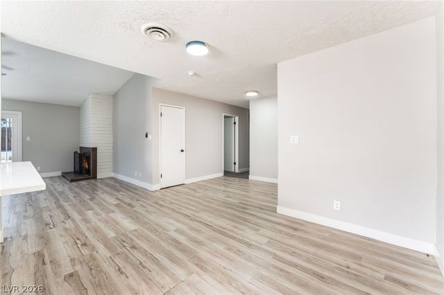 2129 North Michael Way, Las Vegas, NV 89108