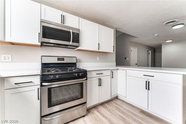 2129 North Michael Way, Las Vegas, NV 89108