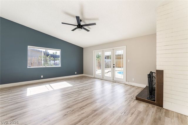 2129 North Michael Way, Las Vegas, NV 89108