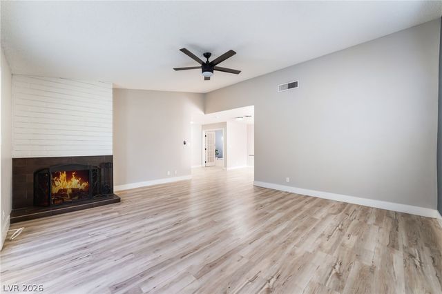 2129 North Michael Way, Las Vegas, NV 89108