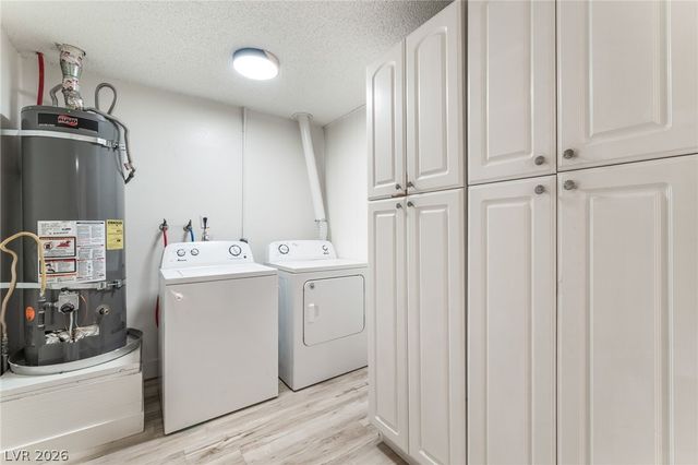 2129 North Michael Way, Las Vegas, NV 89108