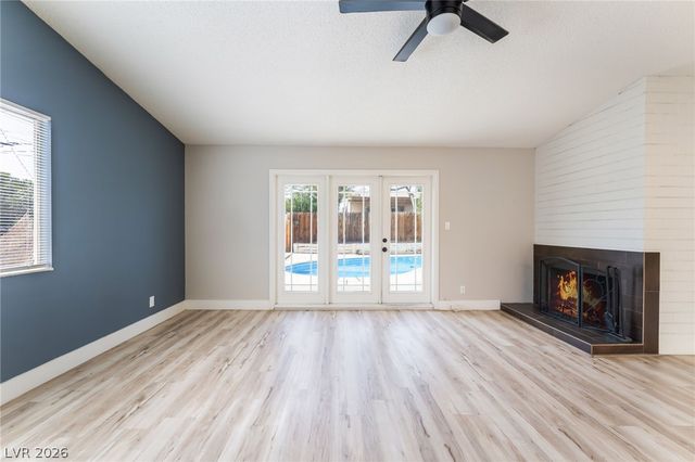 2129 North Michael Way, Las Vegas, NV 89108