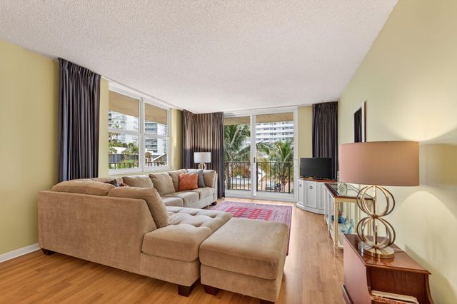 1009 N Ocean Boulevard 312, Pompano Beach, FL 33062