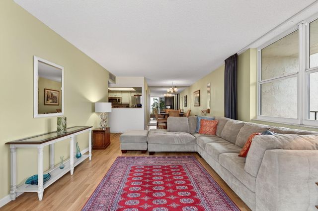1009 N Ocean Boulevard 312, Pompano Beach, FL 33062