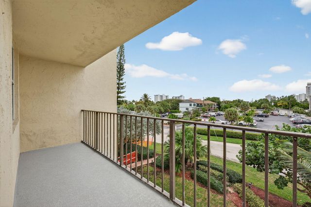 1009 N Ocean Boulevard 312, Pompano Beach, FL 33062