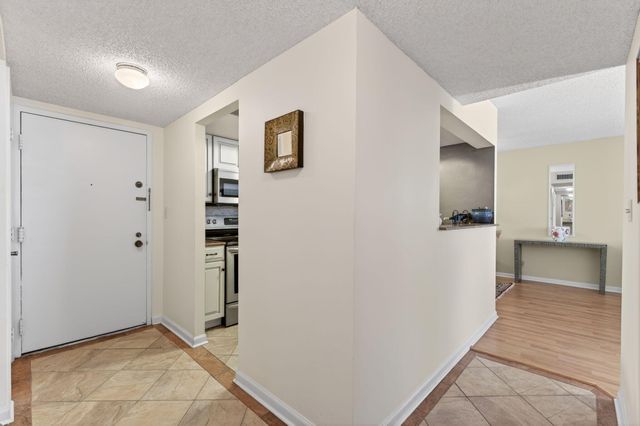 1009 N Ocean Boulevard 312, Pompano Beach, FL 33062