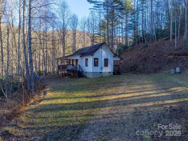 109 Hog Cove Road, Sylva, NC 28779